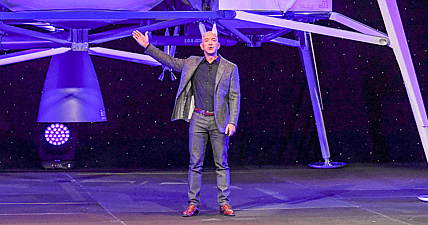 Jeff Bezos presenting Blue Origin and Blue Moon capsule.