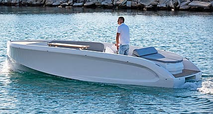 rand-mana-dayboat-1