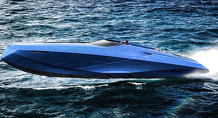 officina-amare-lambo-boat