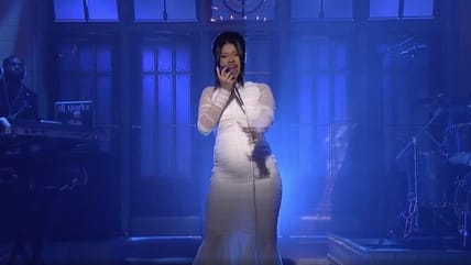 Pregnant Cardi B