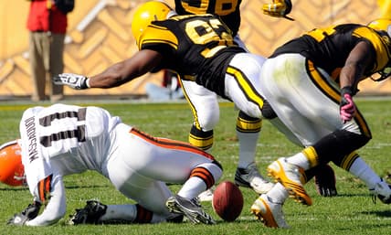 np123115_nflhits_article.jpg