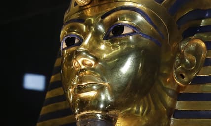 king-tut-dagger-4.jpg