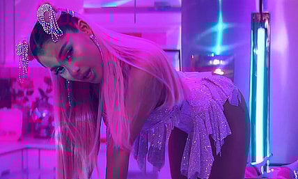 Ariana-Grande-7-Rings