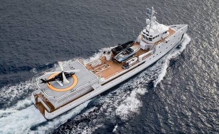 game-changer-jeff-brown-damen-yacht