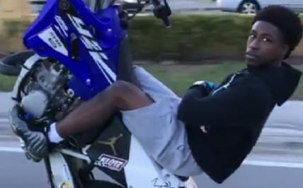 Dirt Bike stunts