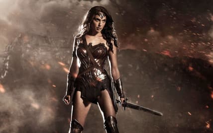 gal-gadot-credits-ben-affleck-for-making-her-a-better-wonder-woman-2795-1.jpg