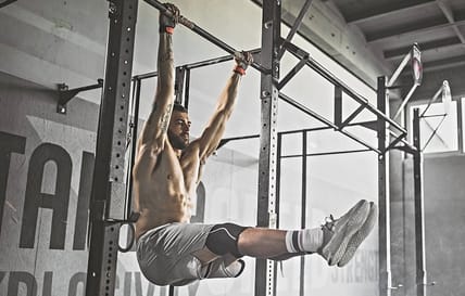 gym-workout-pullups-GettyImages-1093939052 (1)