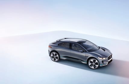 JAGUAR_I-PACE_CONCEPT_Studio_Exterior_06.jpg