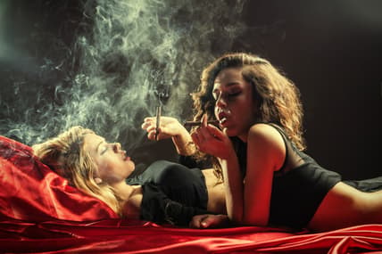 np_012816_weedladies.jpg