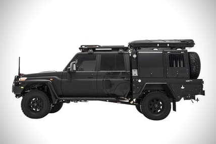 LC-79-Super-Tourer-Land-Cruiser-3.jpg