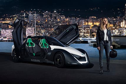 Nissan_BladeGlider_Margot_Shot_Open