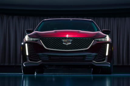 2020-Cadillac-CT5-PremiumLuxury-005