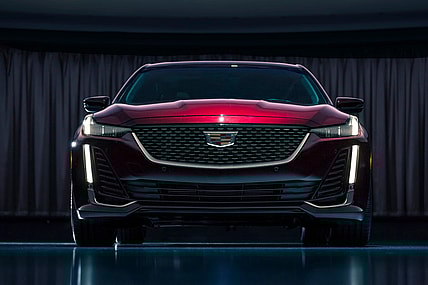 2020-Cadillac-CT5-PremiumLuxury-005
