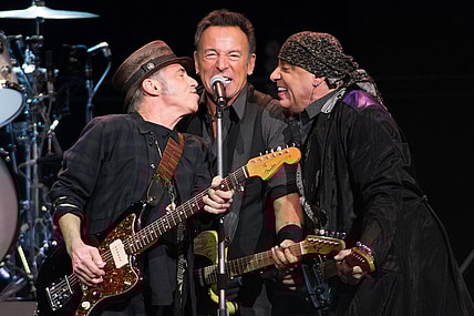 np012516_Bruce_Download.jpg