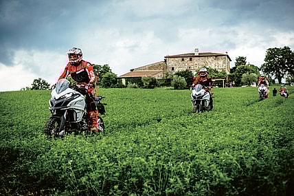 1016-Mx-DT_Ducati.01.jpeg