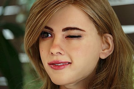 Ricky-Ma-and-lifelike-robot (4)111.jpg