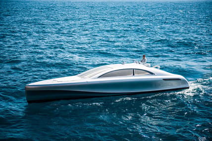 benz yacht.jpg