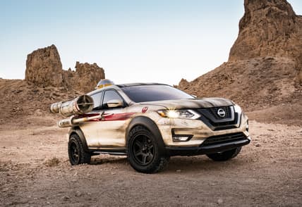 Nissan_Star_Wars_X_wing_inspired_2017_Nissan_Rogue_01