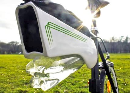 Fontus self-filling bottle