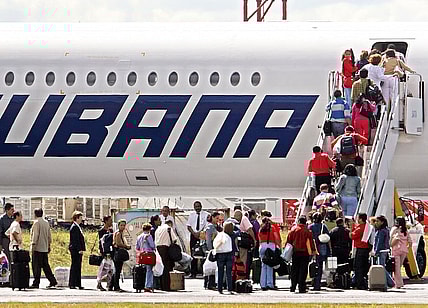 cuba-us-commercial-flights-resume-main.jpg