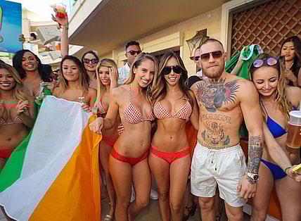 0822-conor-mcgregor-encore-beach-club-8.jpg