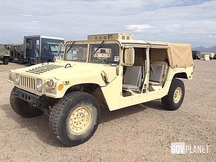 humvee1.jpg