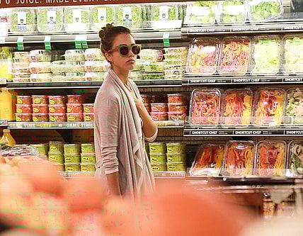 jessica alba whole foods