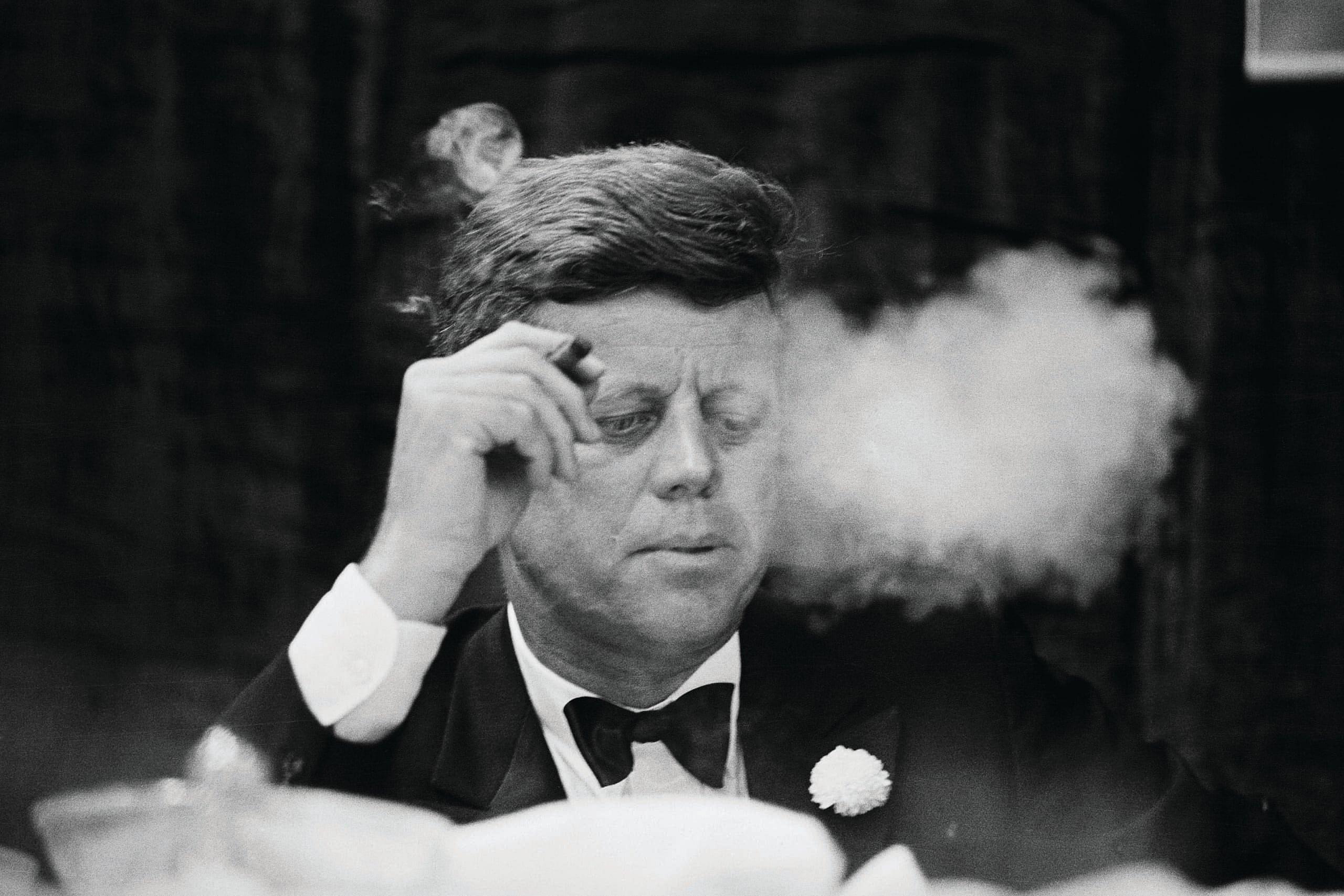 0416-MX-DT_Cigars.09.jpg