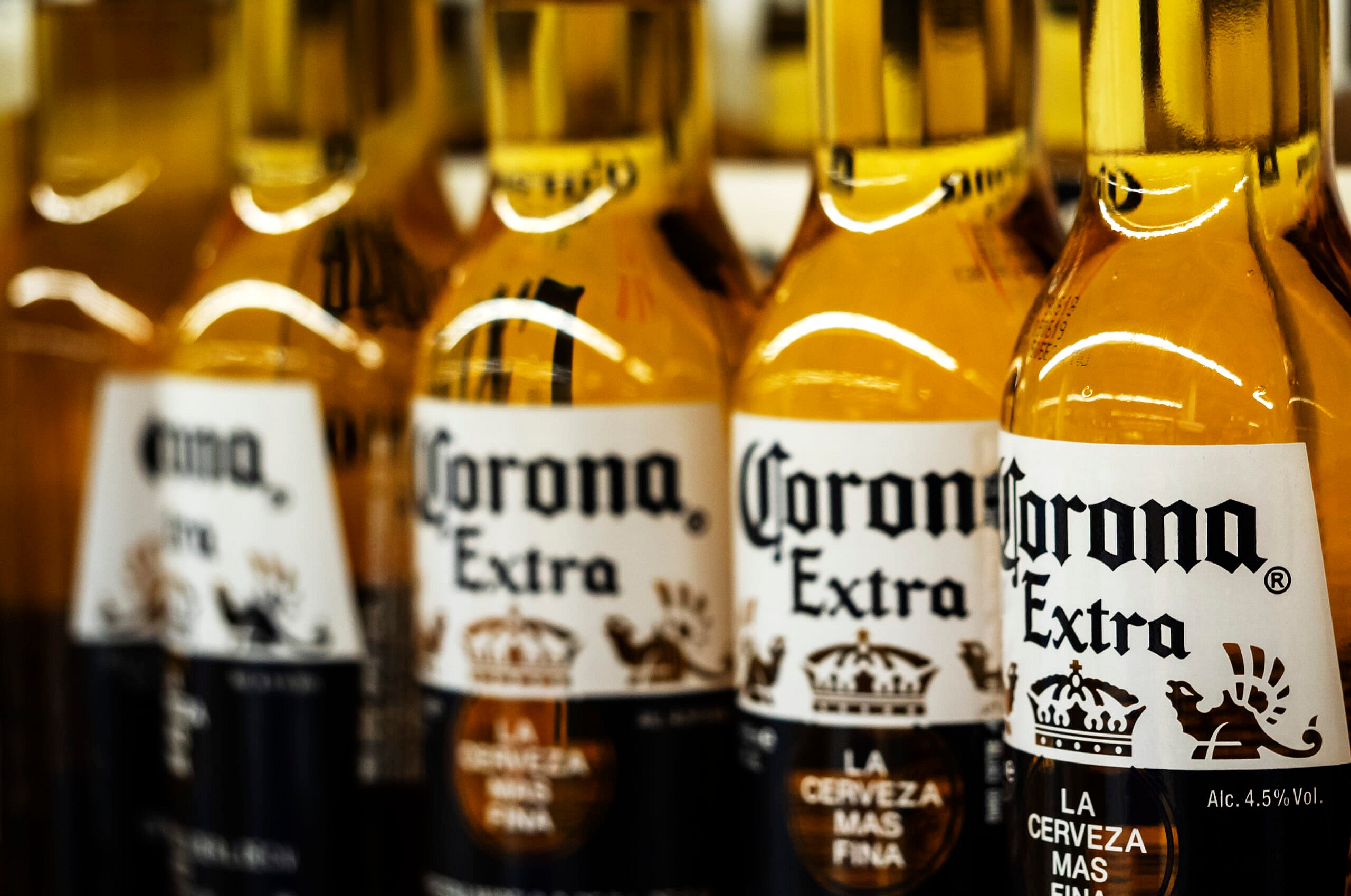 corona-beer-bottles-GettyImages-1041496932