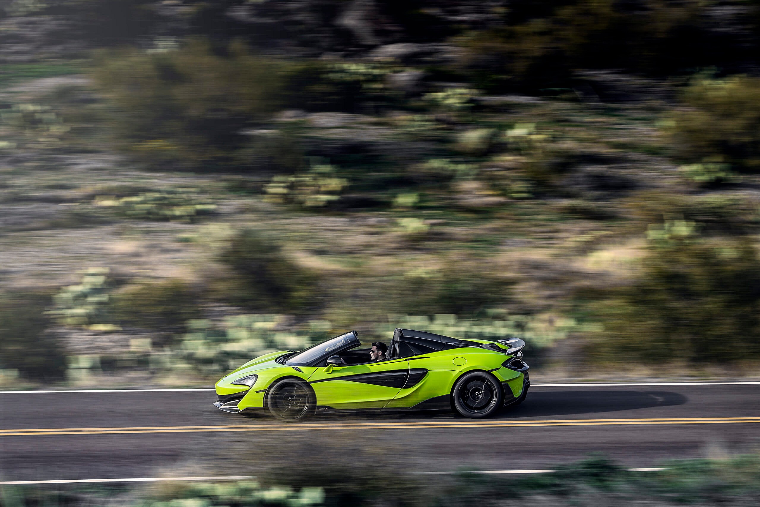McLaren-600LTSpider-GlobalTestDrive-0113