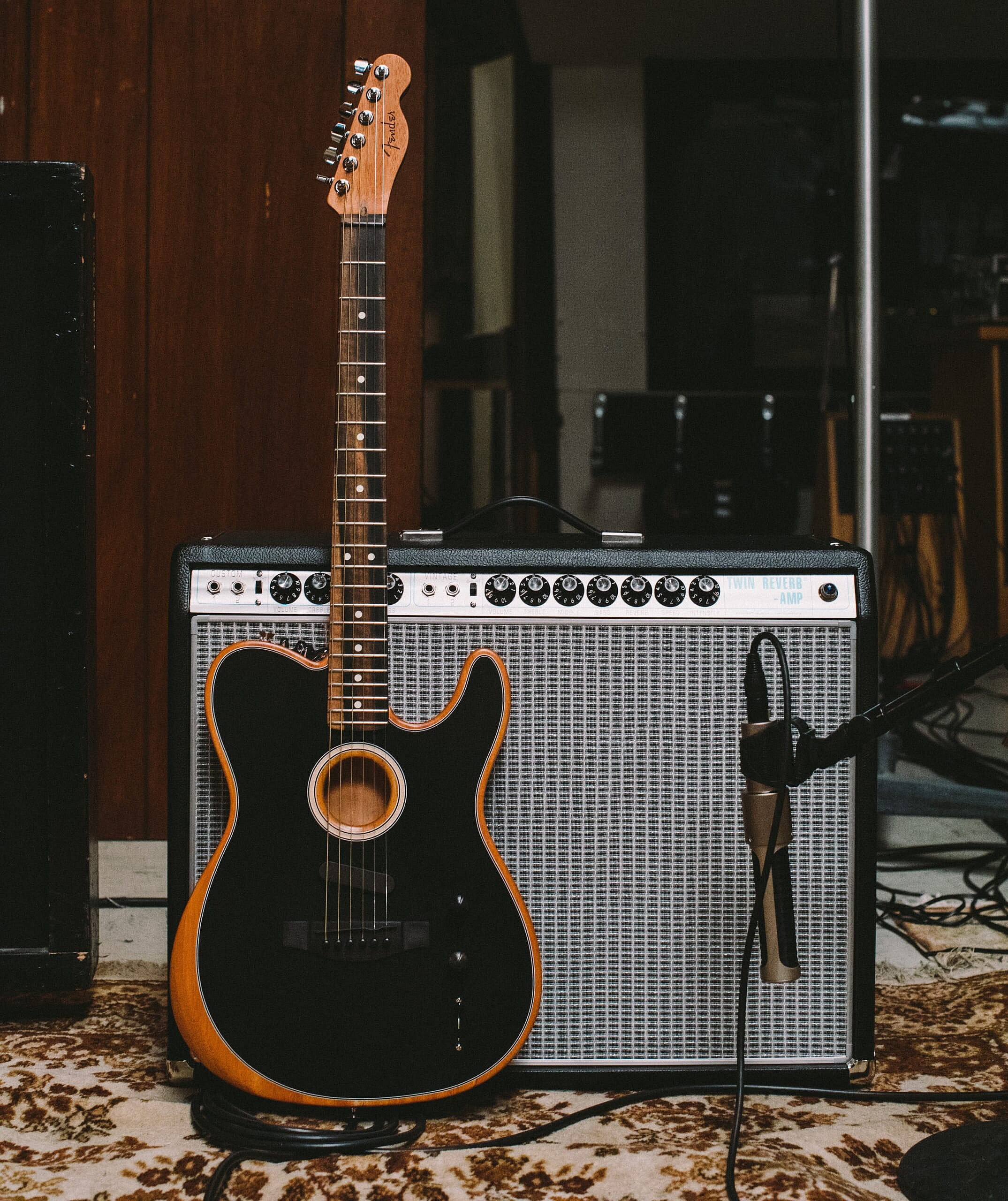 American Acoustasonic Telecaster - Black