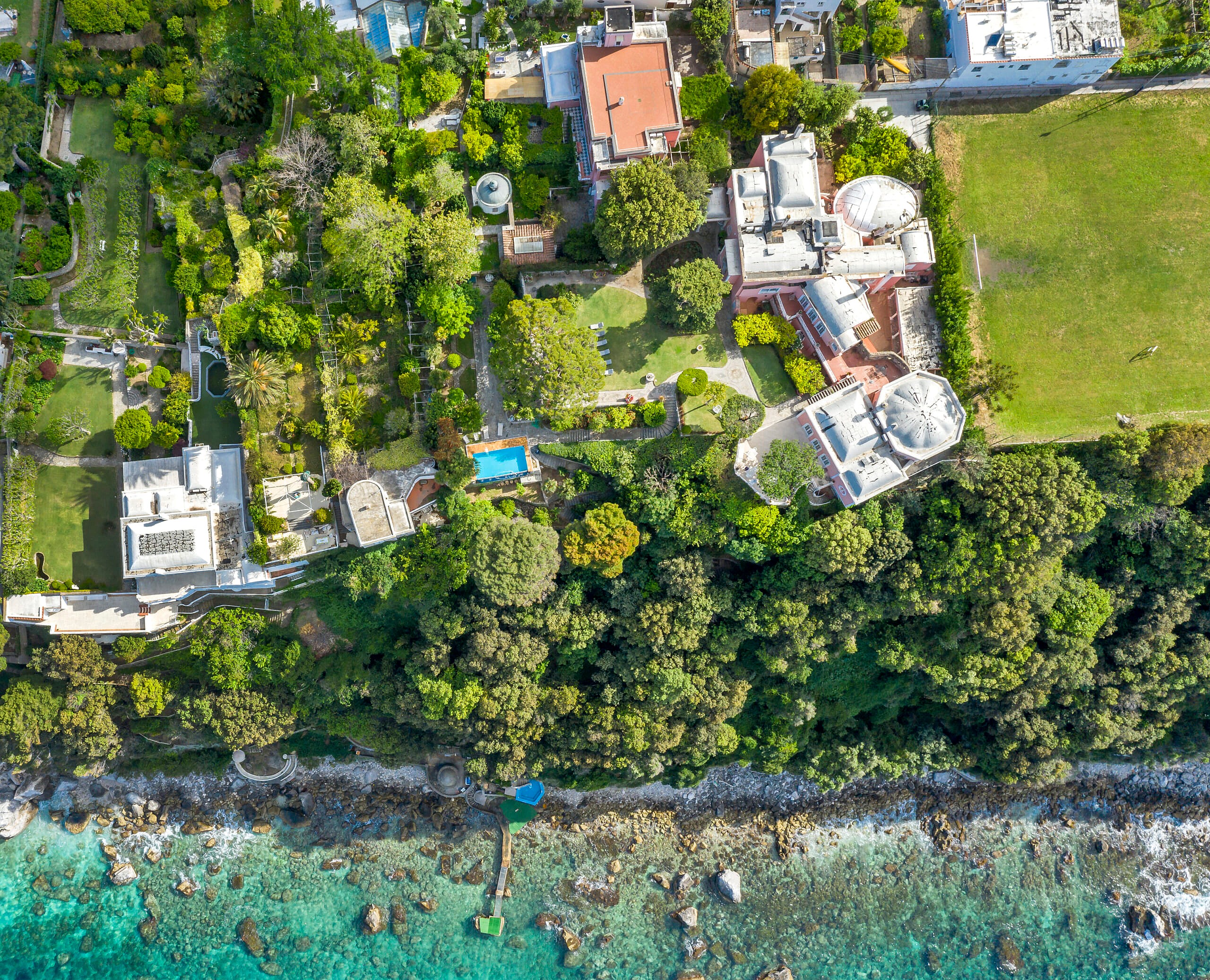 Capri_villa_Bismarck_sotheby_Immodrone-6