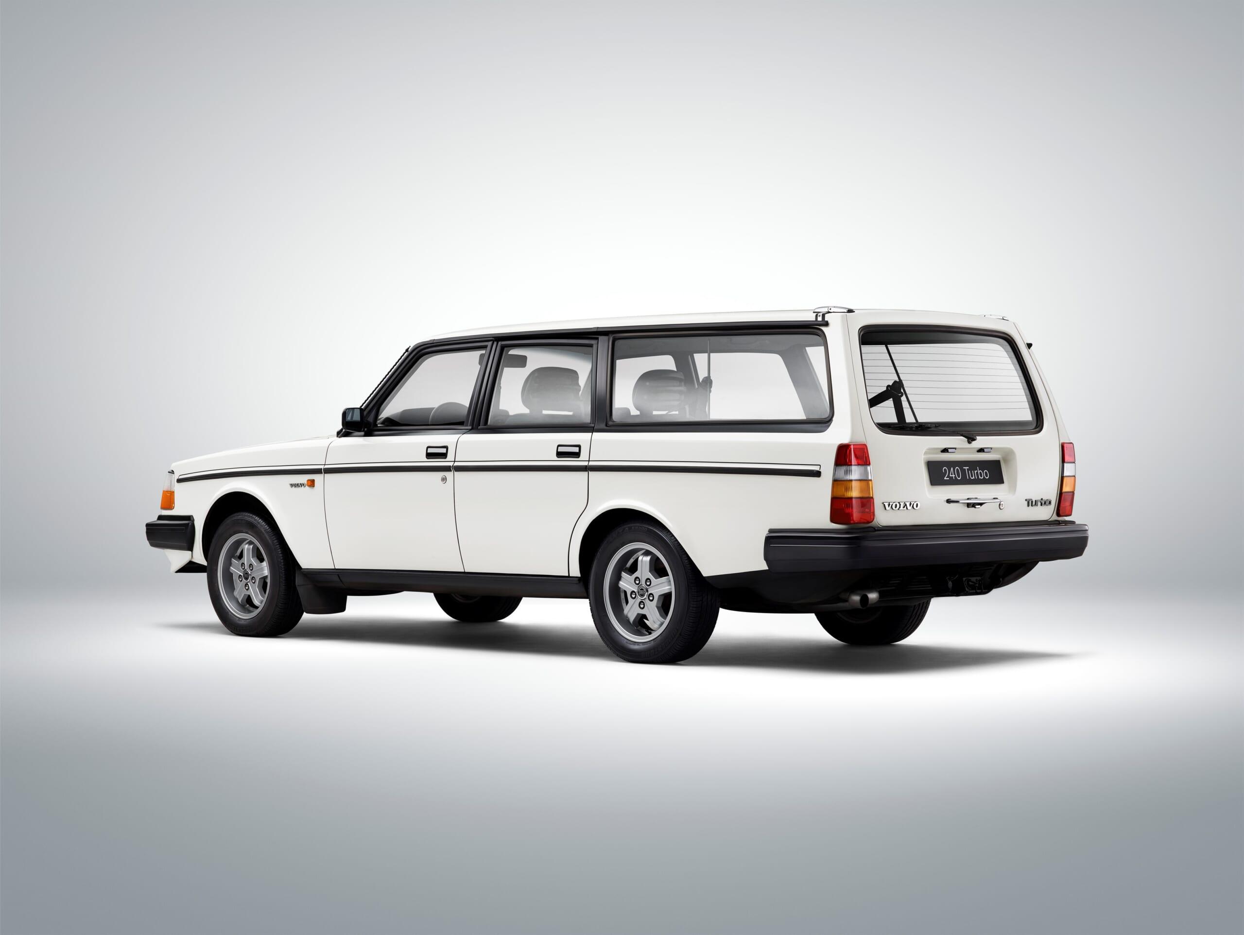 173621_Volvo 245 Turbo