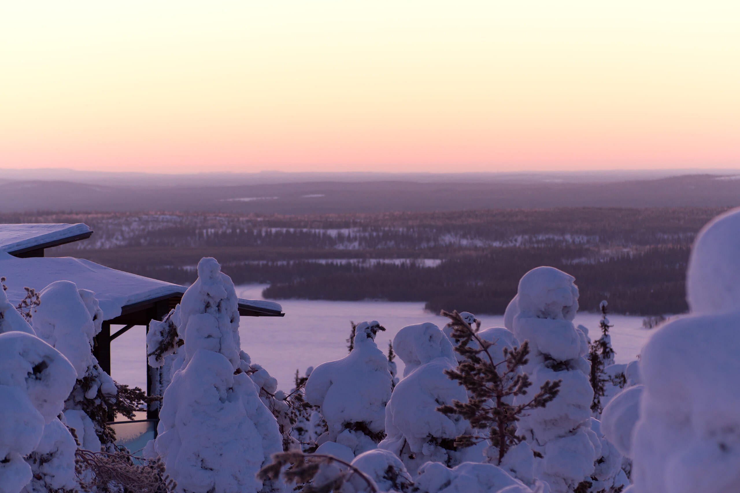 Bentayga makes Power on Ice Debut  (13).jpg