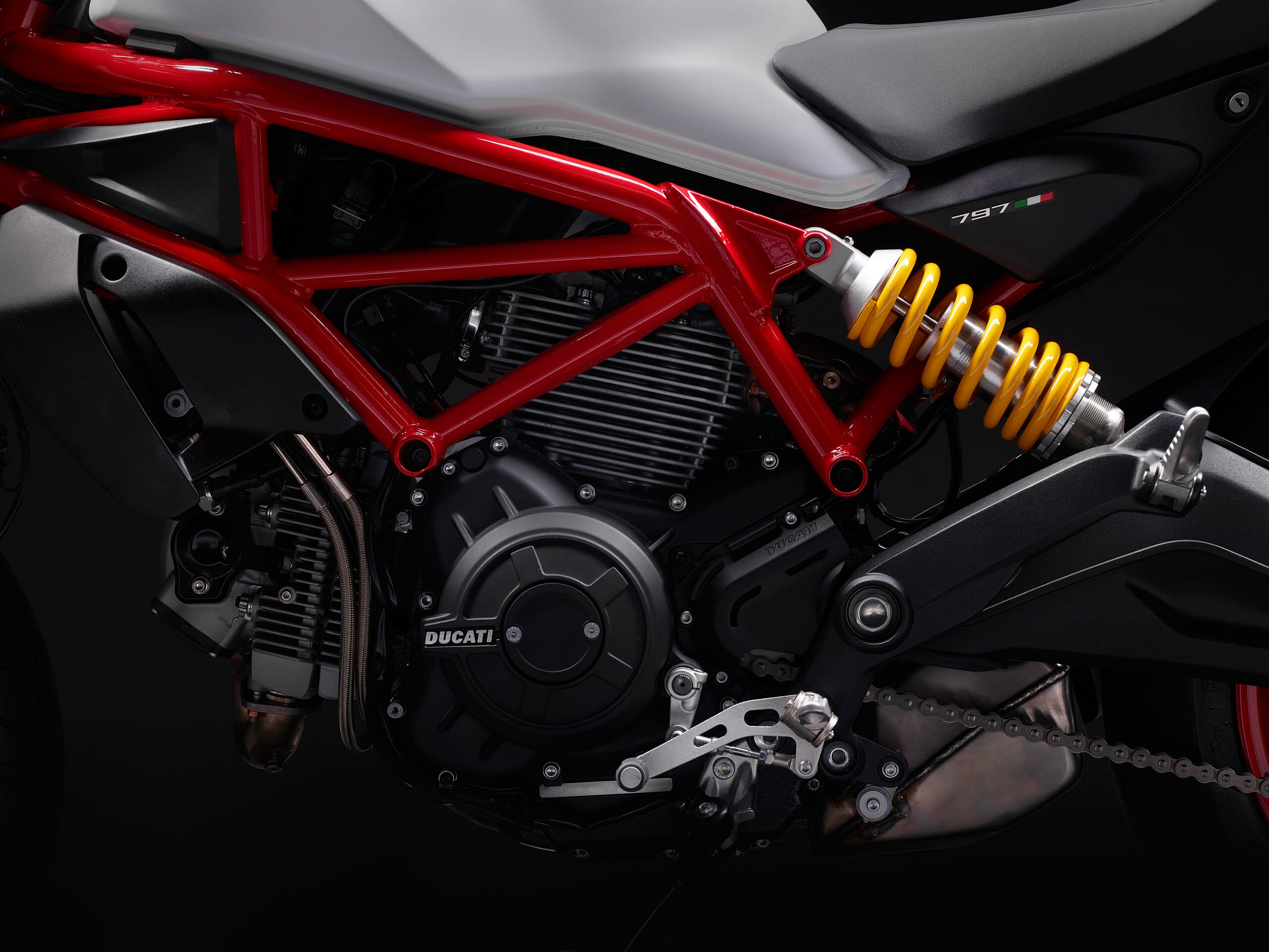 29 MONSTER 797