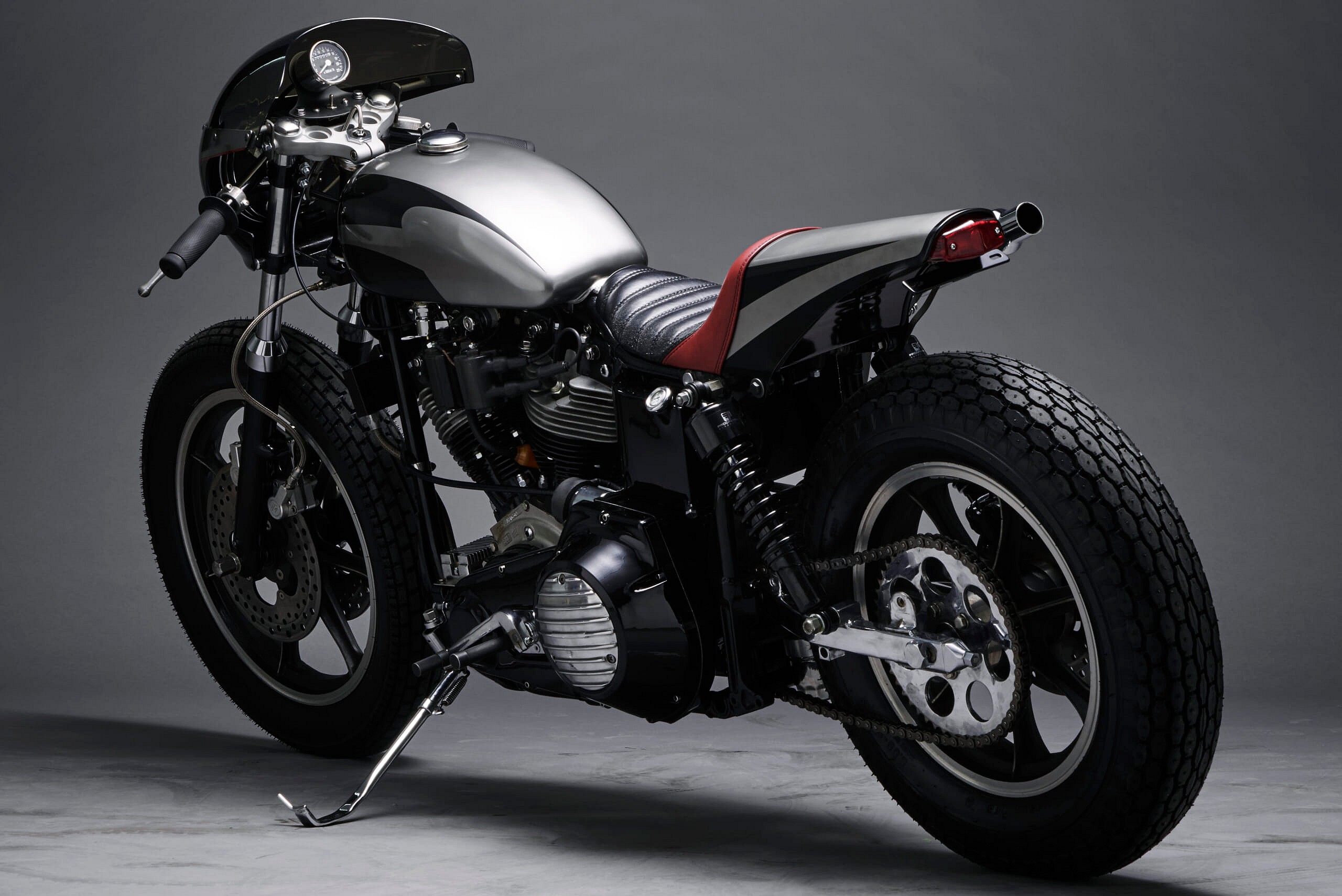 JamesVille MotorCycles_160403_BIKE01_034.jpg