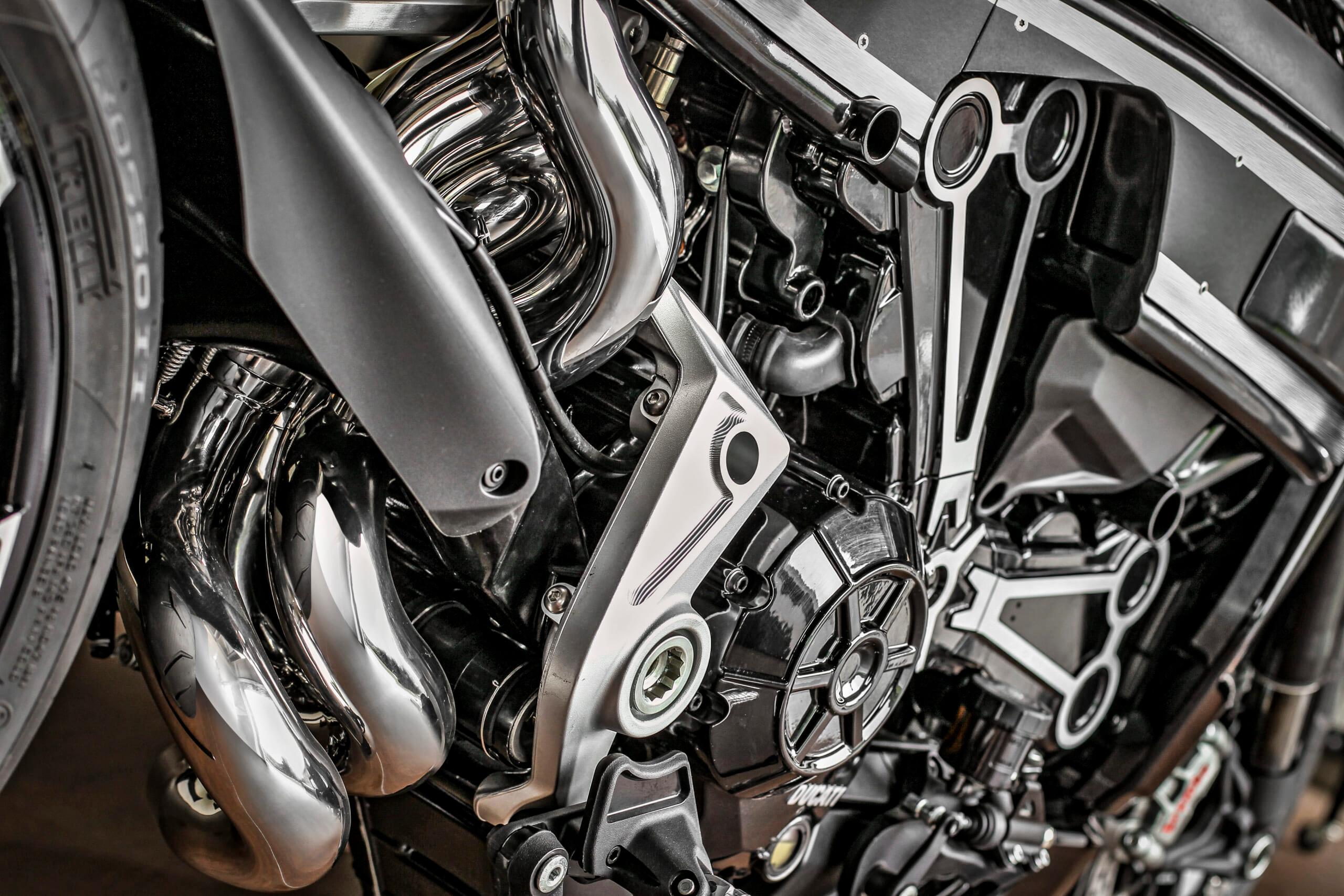 Krugger-XDiavel-043