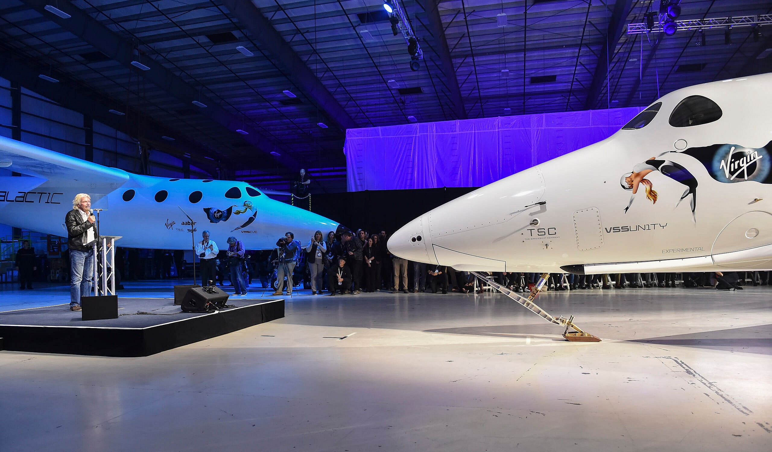 GettyImages-511360568.jpg Richard Branson