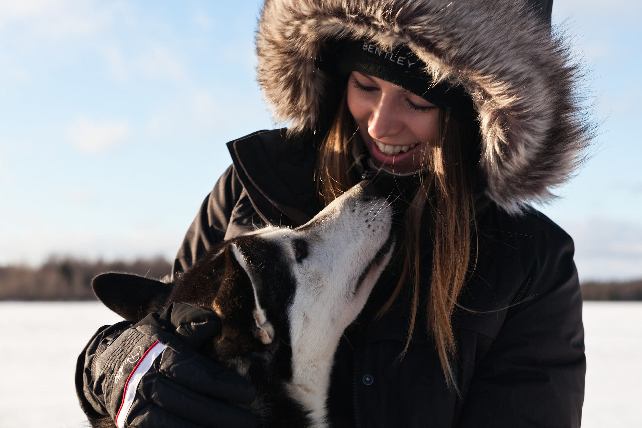 Bentayga makes Power on Ice Debut  (10).jpg