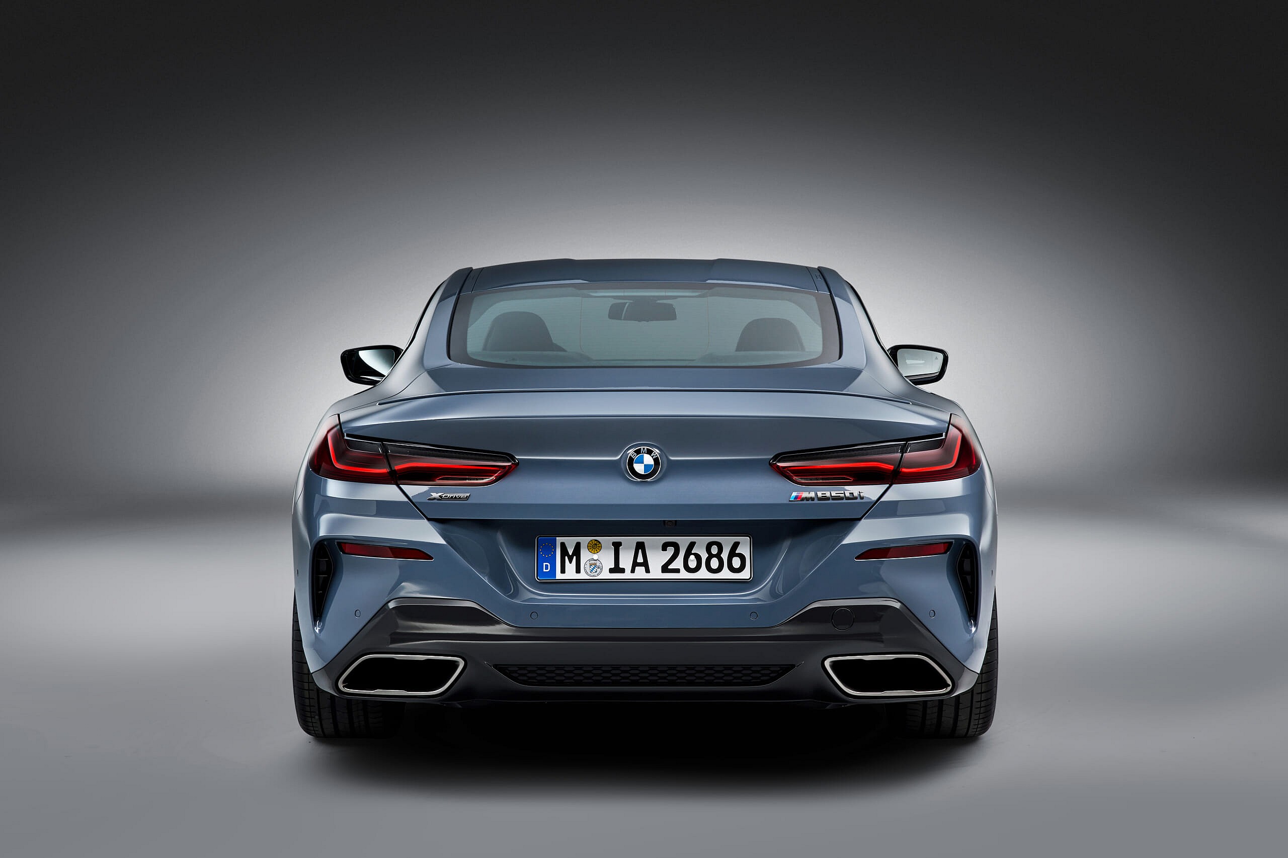 BMW 8-Series3