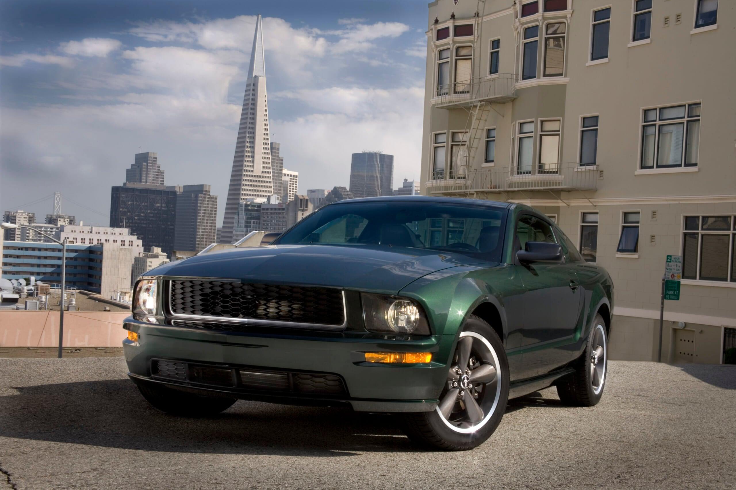 2008_Ford_Mustang_green_CN200801-001