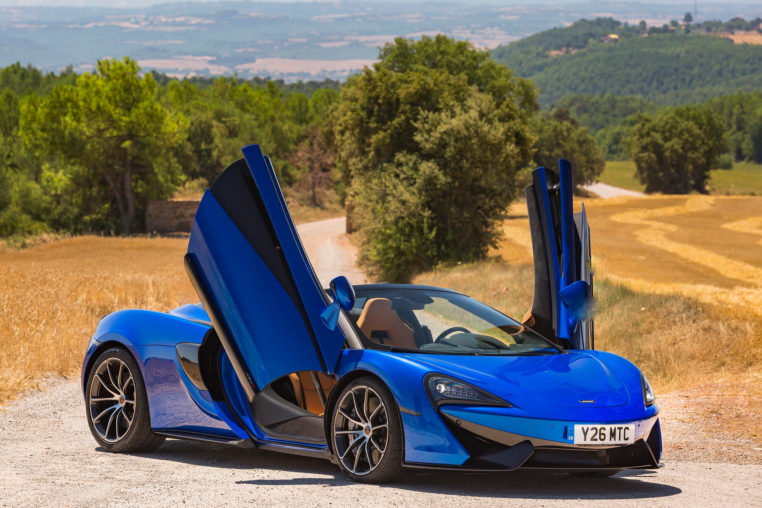 Large-7970-McLaren570SSpider-VegaBlue