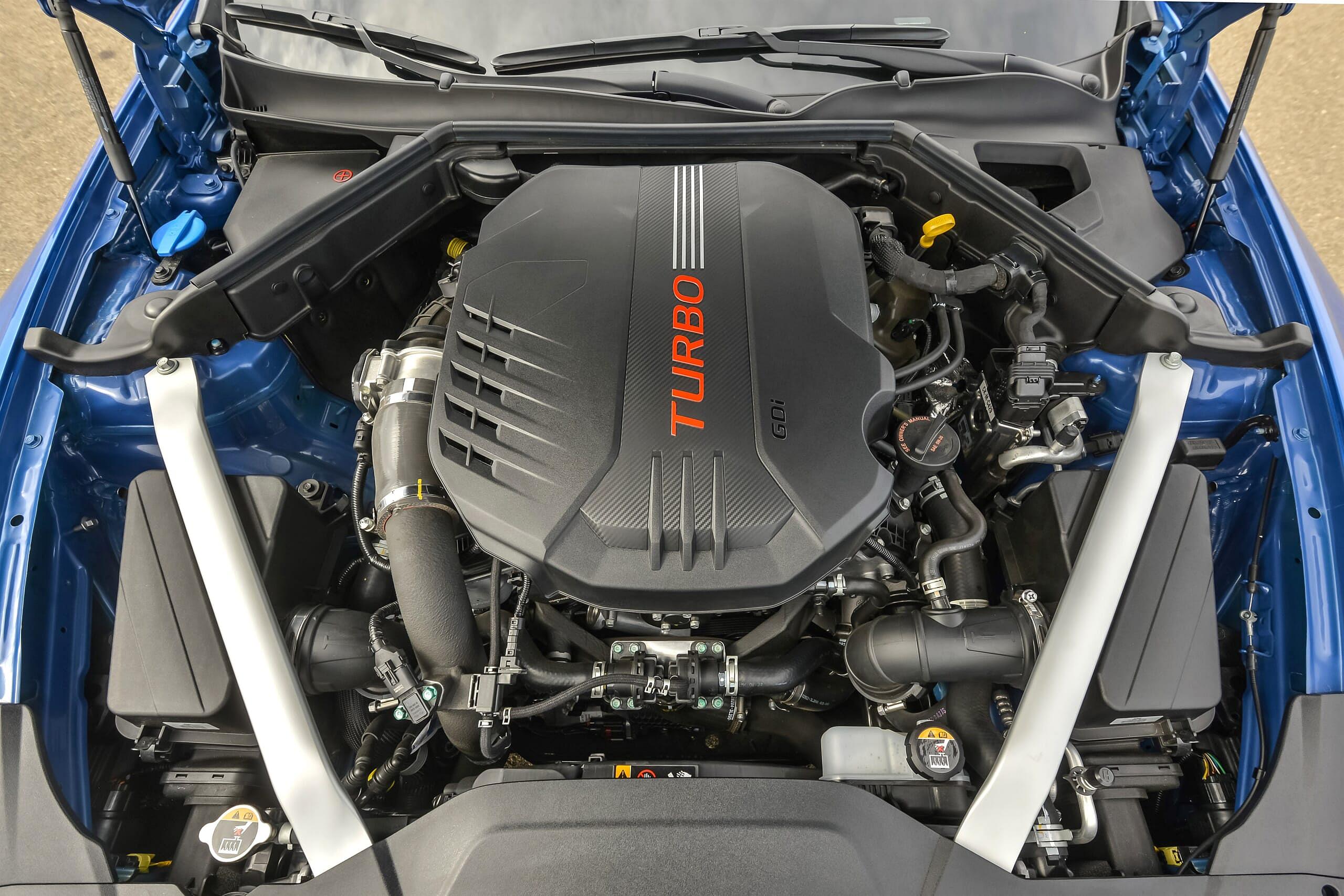12947_2018_Kia_Stinger_GT2_AWD