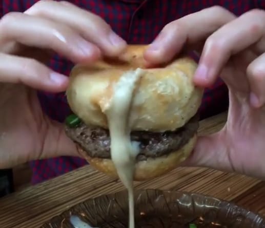 Zit Burger [Instagram/Devour Power]