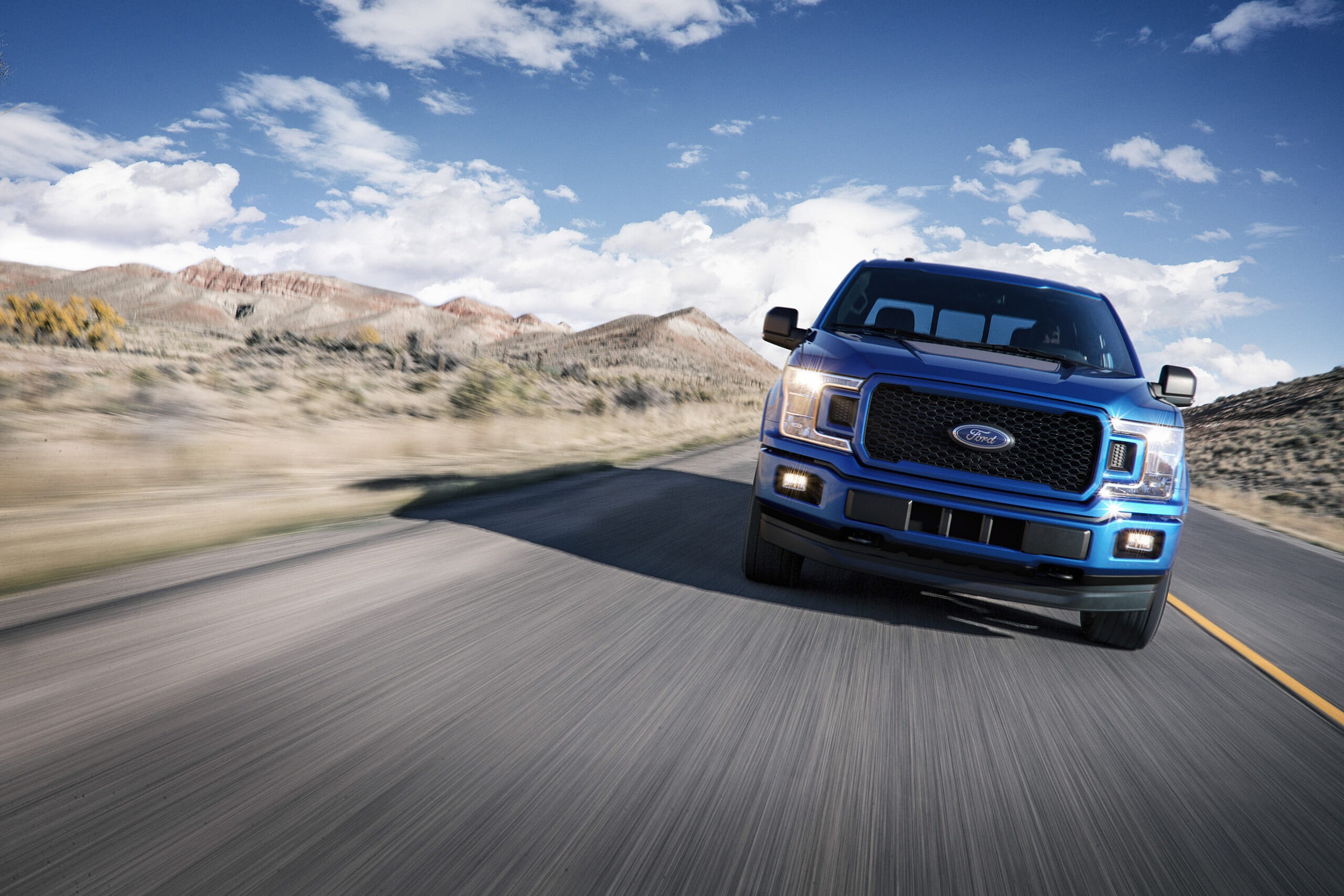 18FordF150_04_HR.jpg