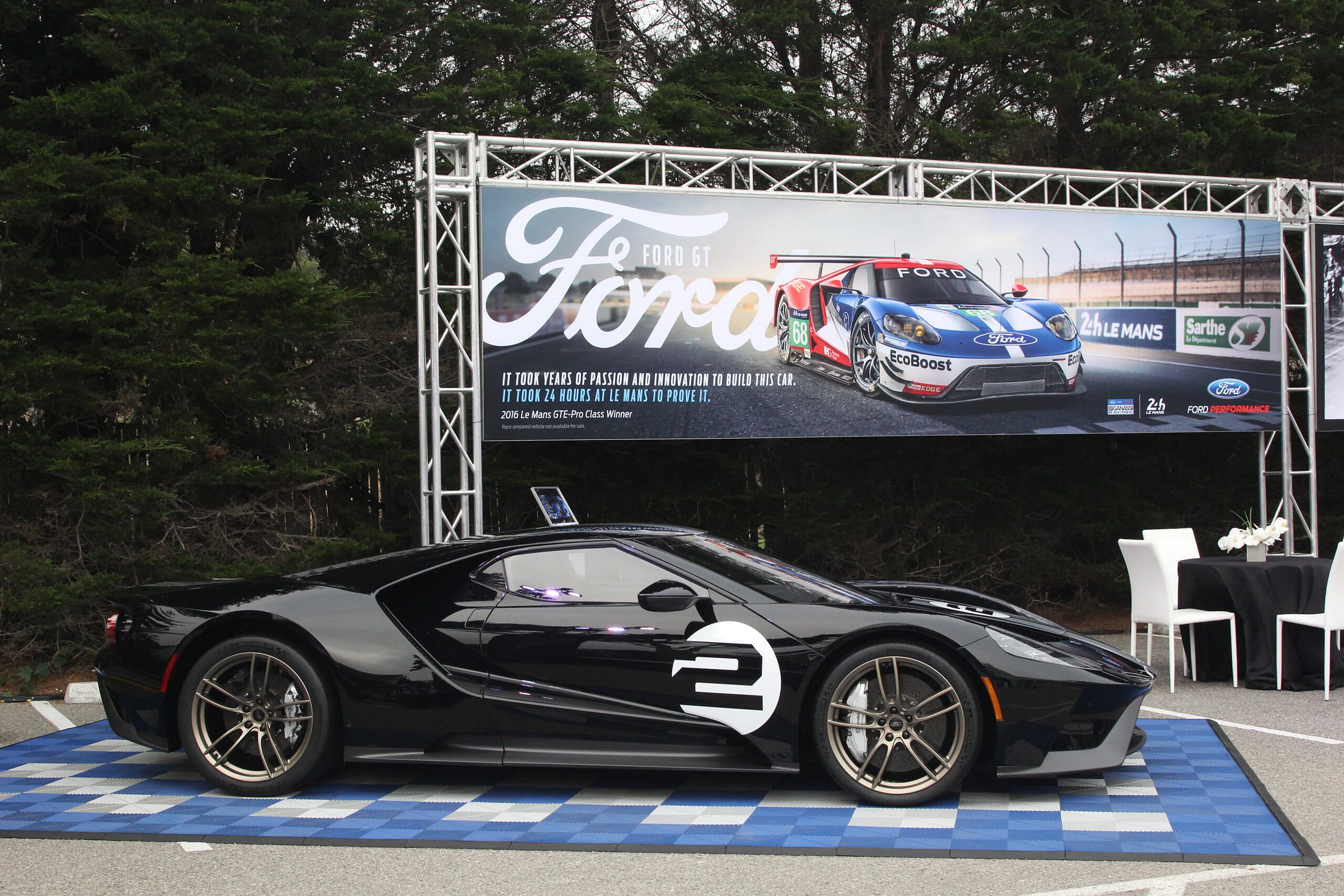 2017 Ford GT Heritage Edition 6.jpg