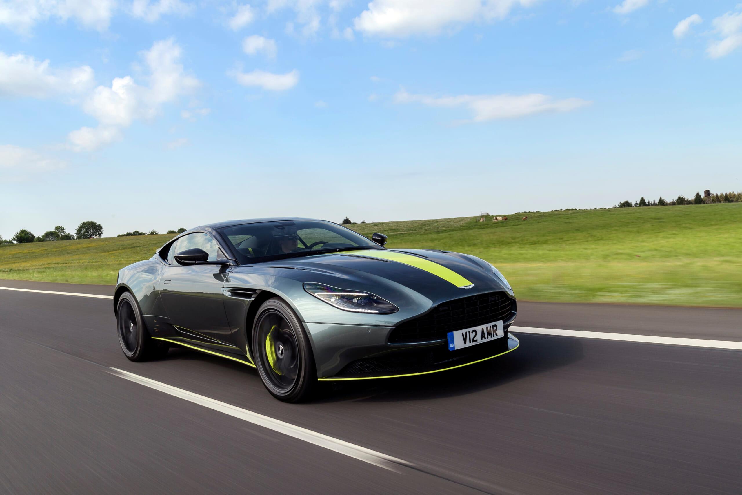 Aston Martin DB11 AMR 2018 2