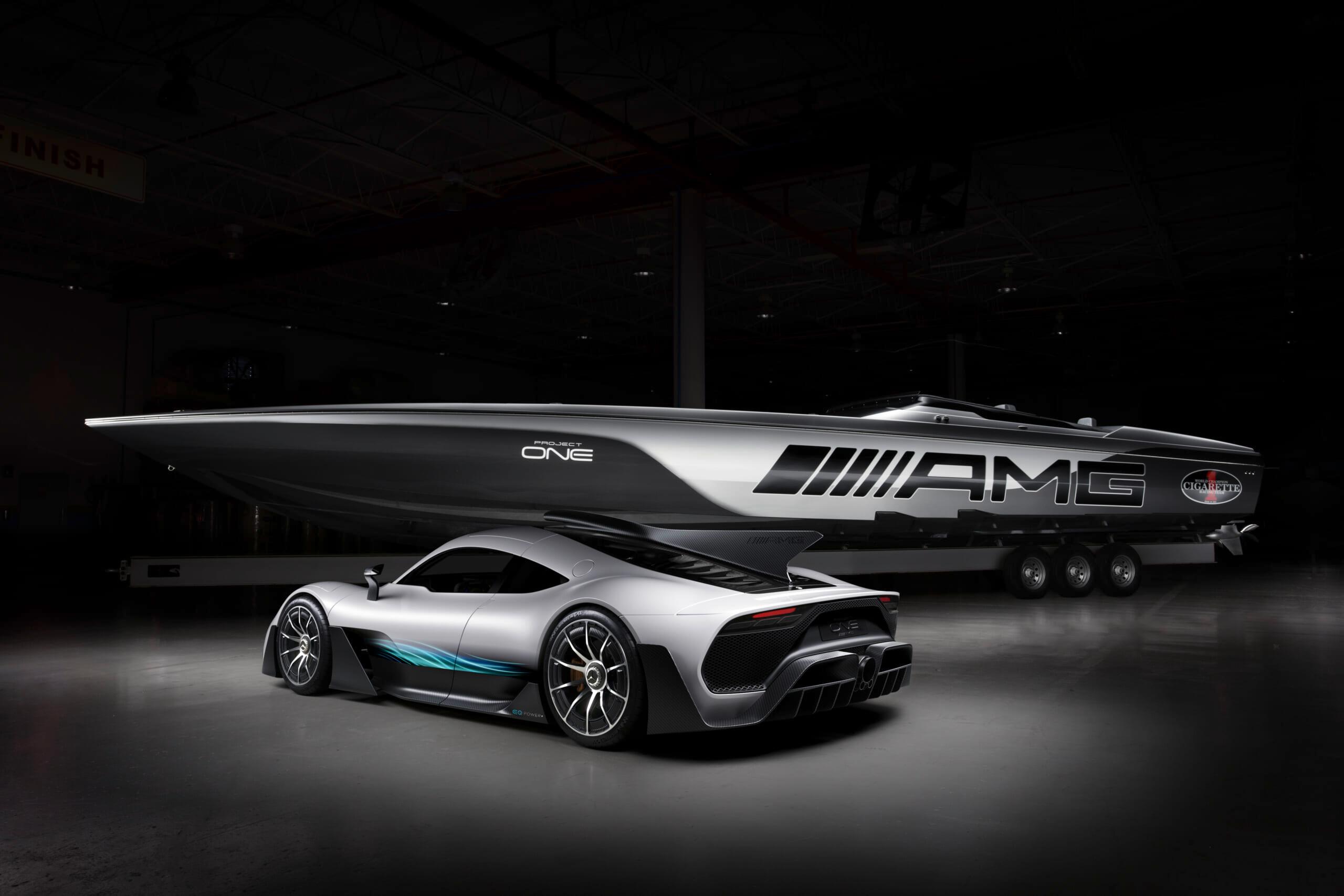 AMG18113_sx004_grp_comp_v002_sc_hr