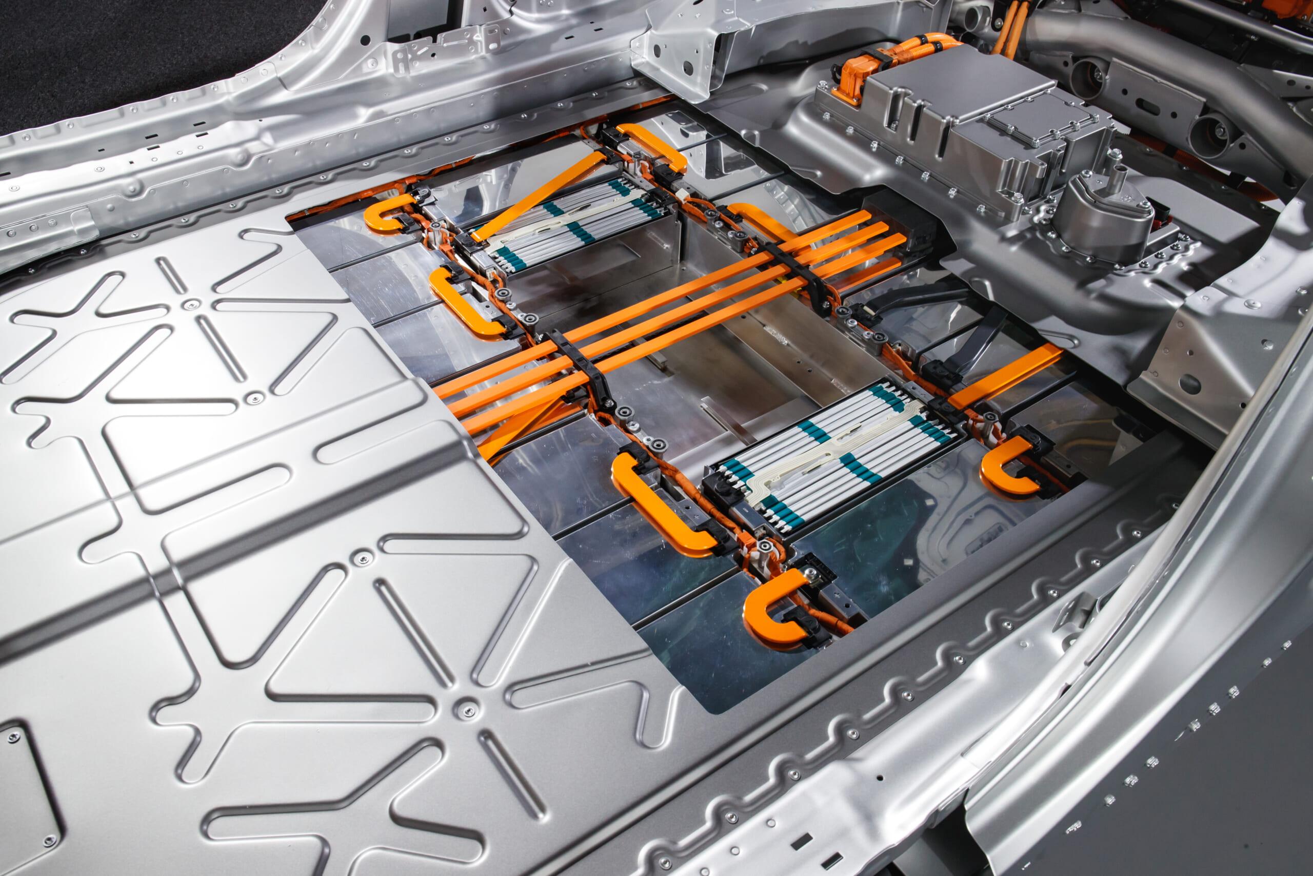 Jaguar_I-PACE_Cutaway_010