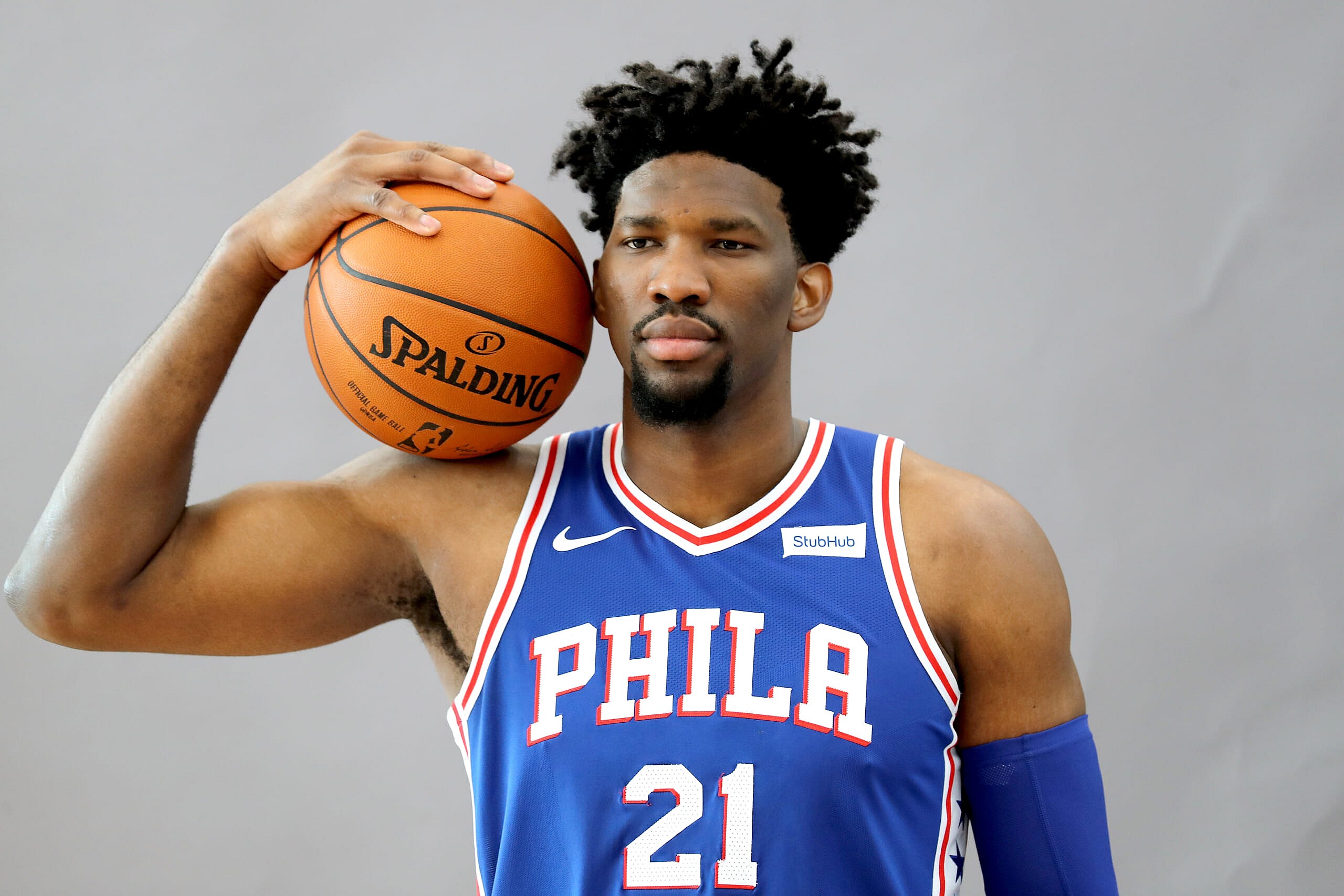 Joel Embiid (4)